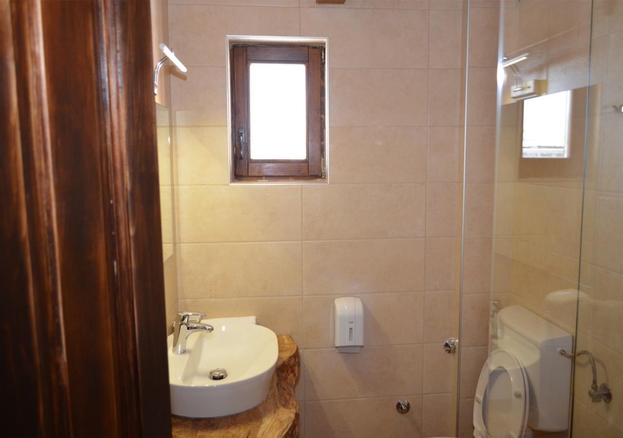 Sokolac  Konoba Ognjiste Bed & Breakfast エクステリア 写真