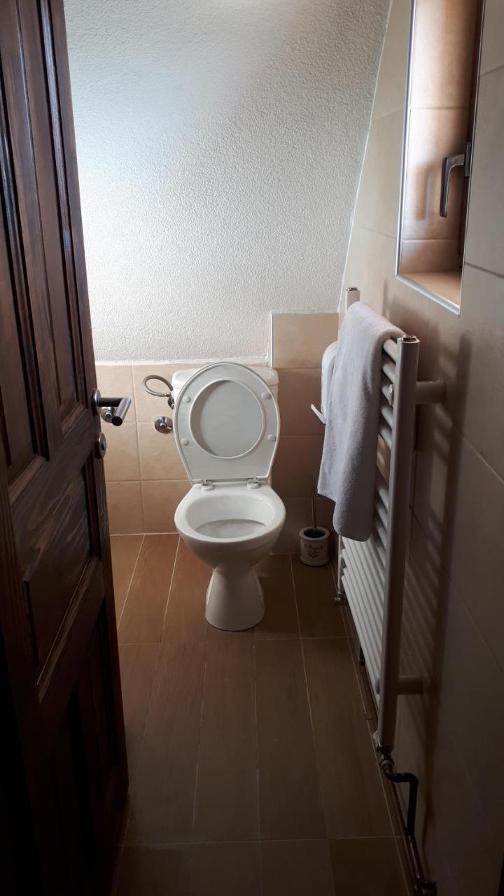 Sokolac  Konoba Ognjiste Bed & Breakfast エクステリア 写真