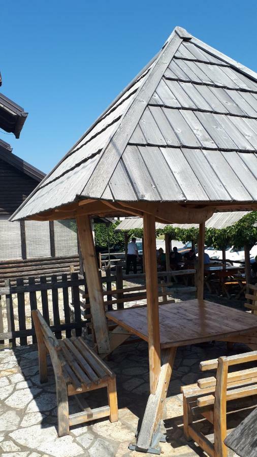 Sokolac  Konoba Ognjiste Bed & Breakfast エクステリア 写真