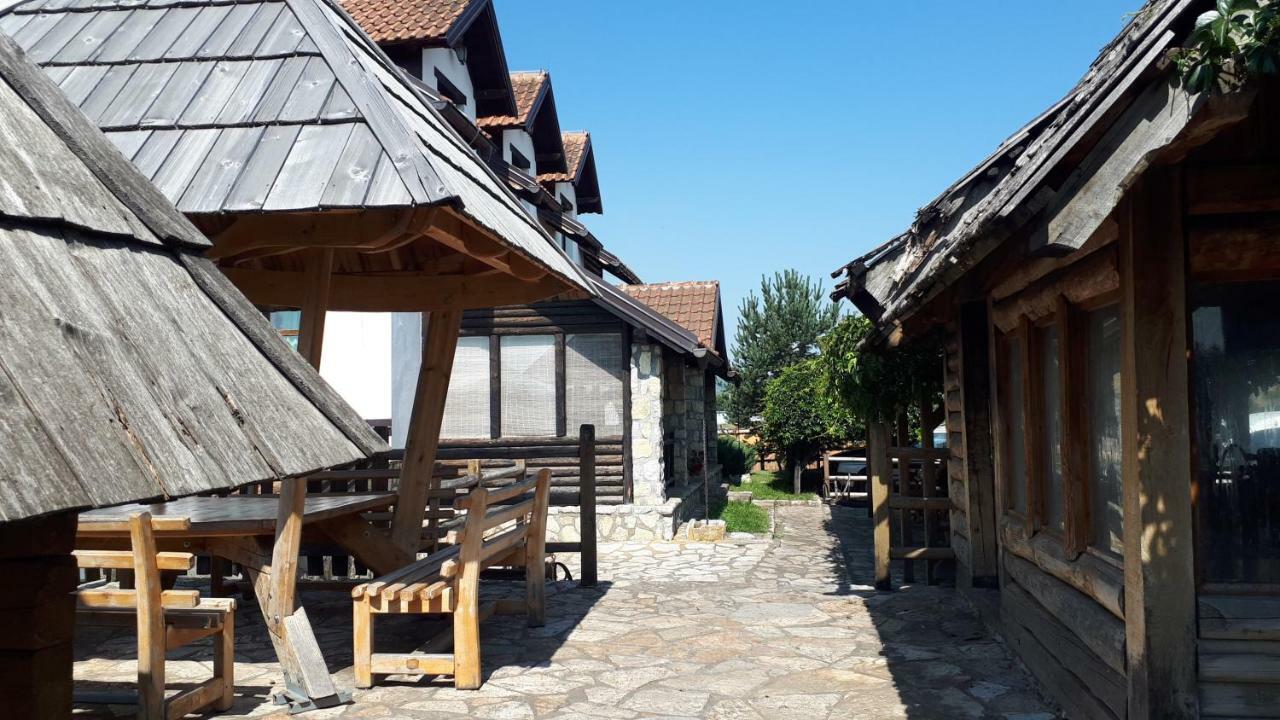 Sokolac  Konoba Ognjiste Bed & Breakfast エクステリア 写真