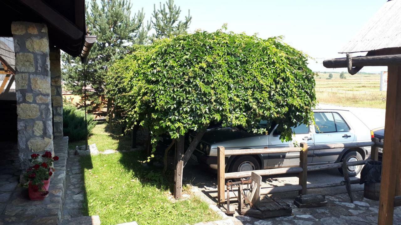 Sokolac  Konoba Ognjiste Bed & Breakfast エクステリア 写真