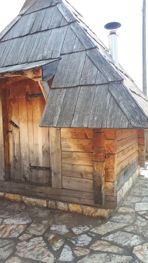 Sokolac  Konoba Ognjiste Bed & Breakfast エクステリア 写真
