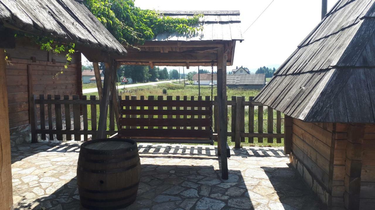 Sokolac  Konoba Ognjiste Bed & Breakfast エクステリア 写真