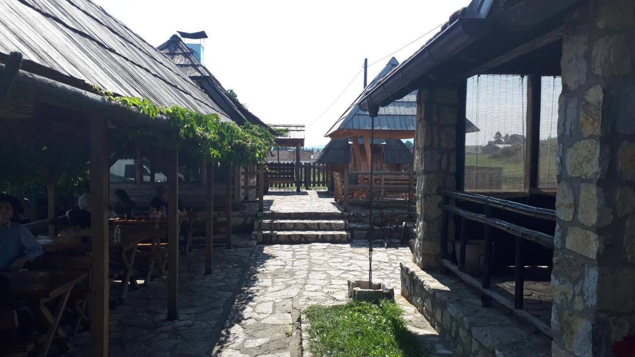 Sokolac  Konoba Ognjiste Bed & Breakfast エクステリア 写真